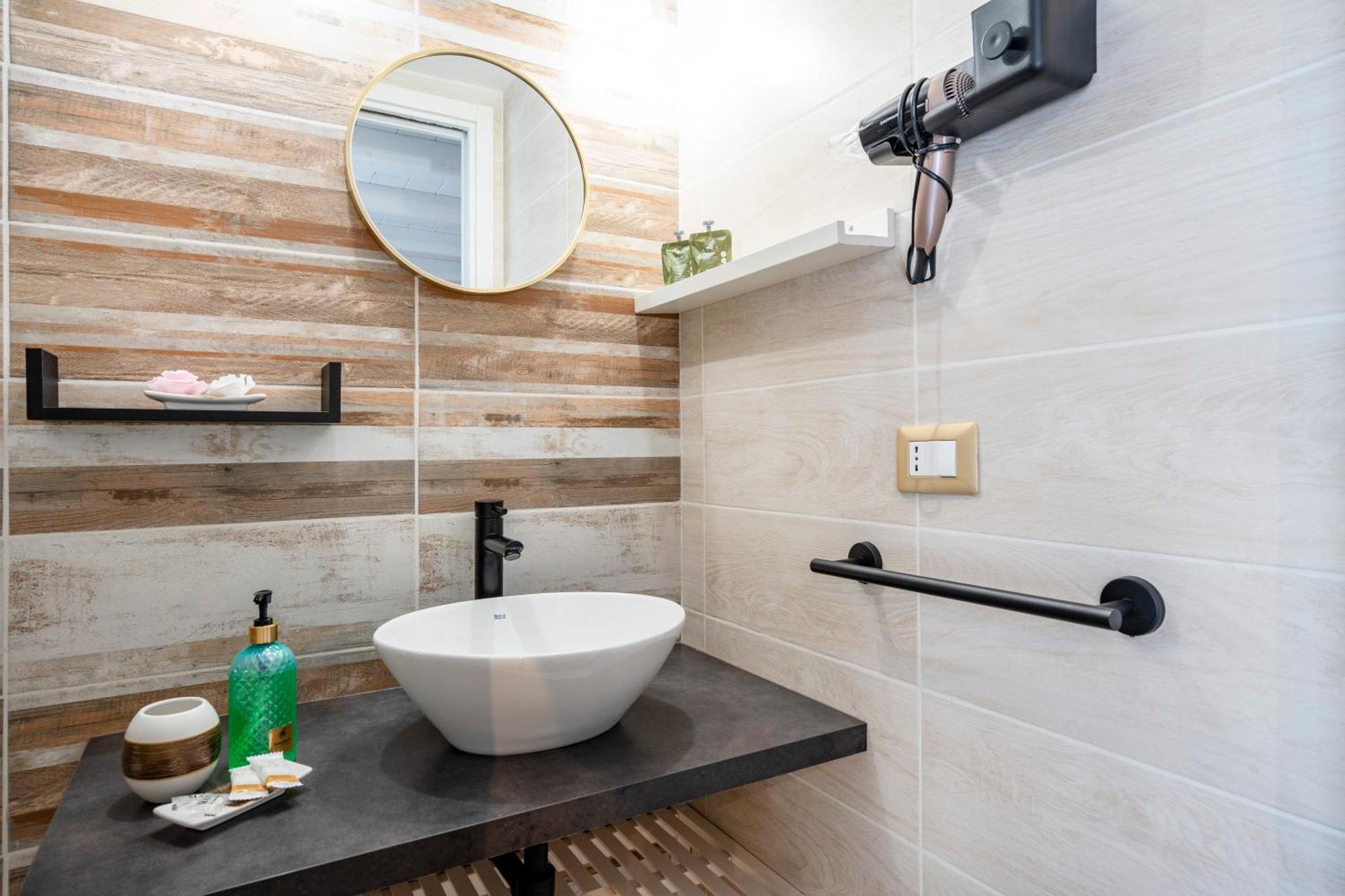 בארי Liz Apartment מראה חיצוני תמונה
